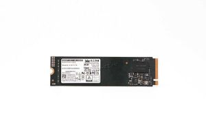 Твердотельный накопитель 512Gb SSD m.2 NVMe YMTC PC411-512Mb-B PCI-E 4.0x4, 6800/5200Мб/с oem Купить